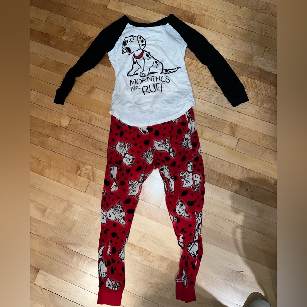 DISNEY 101 Dalmatians Pajama Set